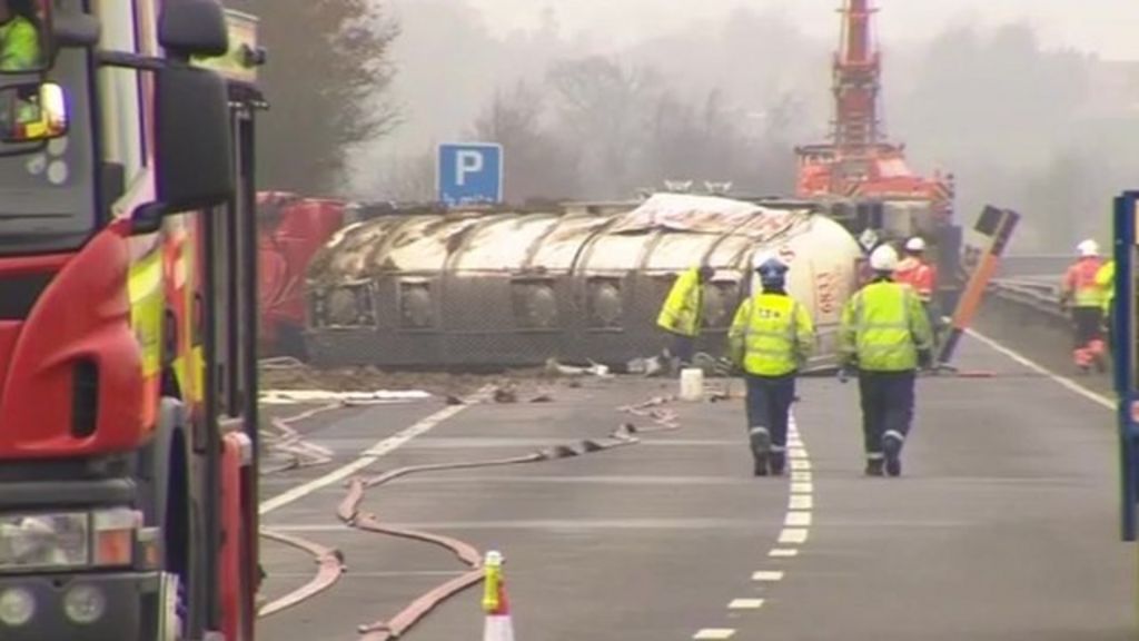 A14 Crash Today: Traffic Delays Reported After Multi-Vehicle Collision Near Cambridge as Emergency Services Respond to the Scene
