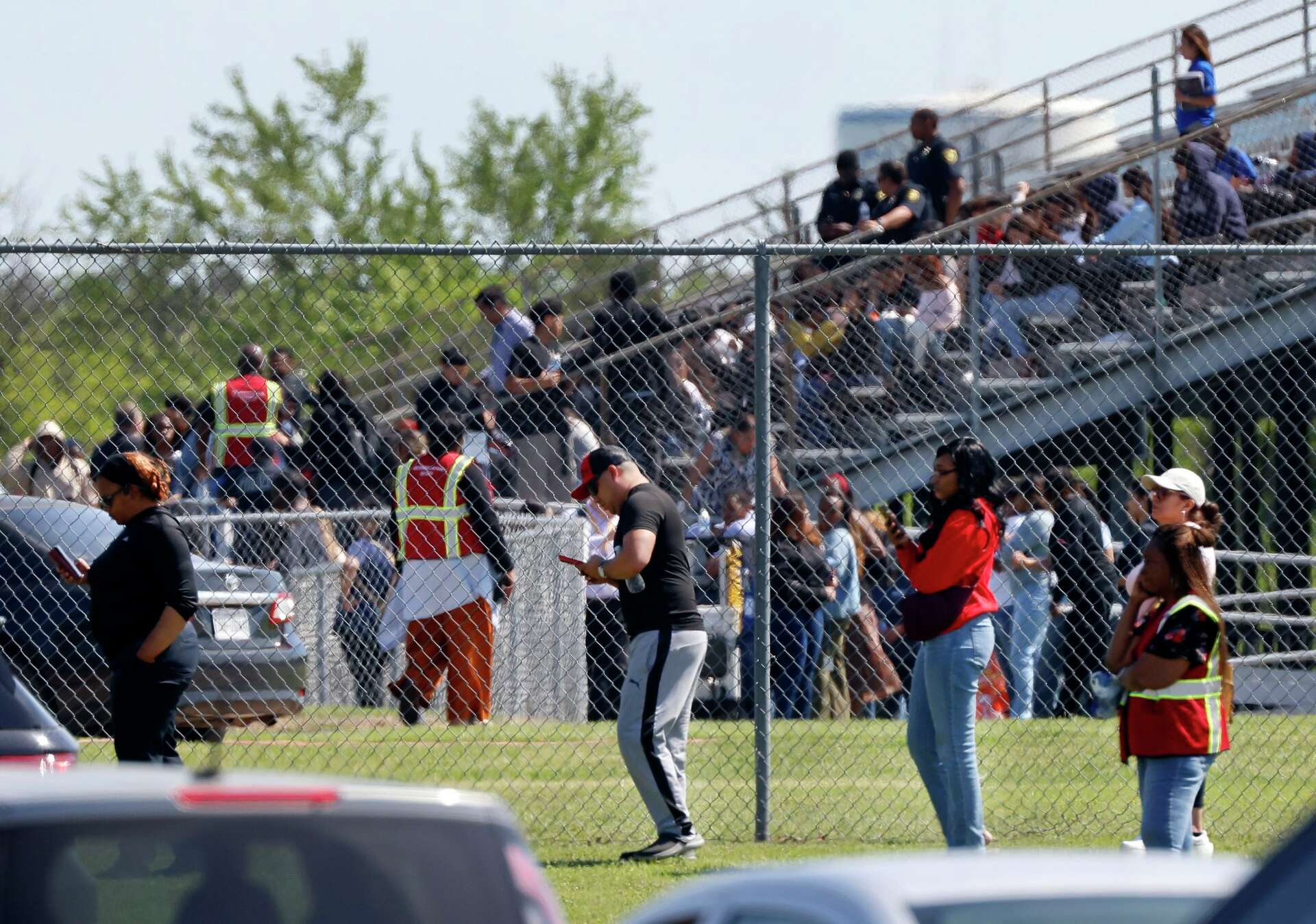 Dallas School Shooting Today: Campus Placed on Lockdown After Reports of Gunfire as Police Secure Perimeter and Investigate Potential Threat to Students and Staff