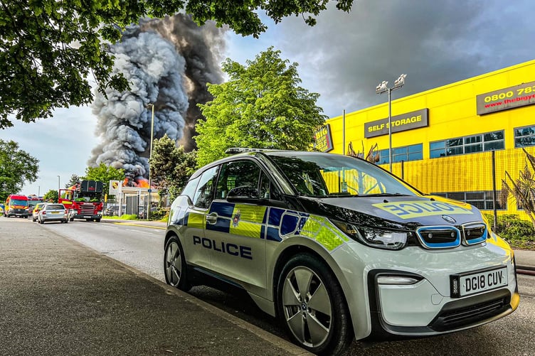 Fire in Woking Surrey Today: Residential Building Blaze Extinguished as Fire Services Confirm No Injuries Reported
